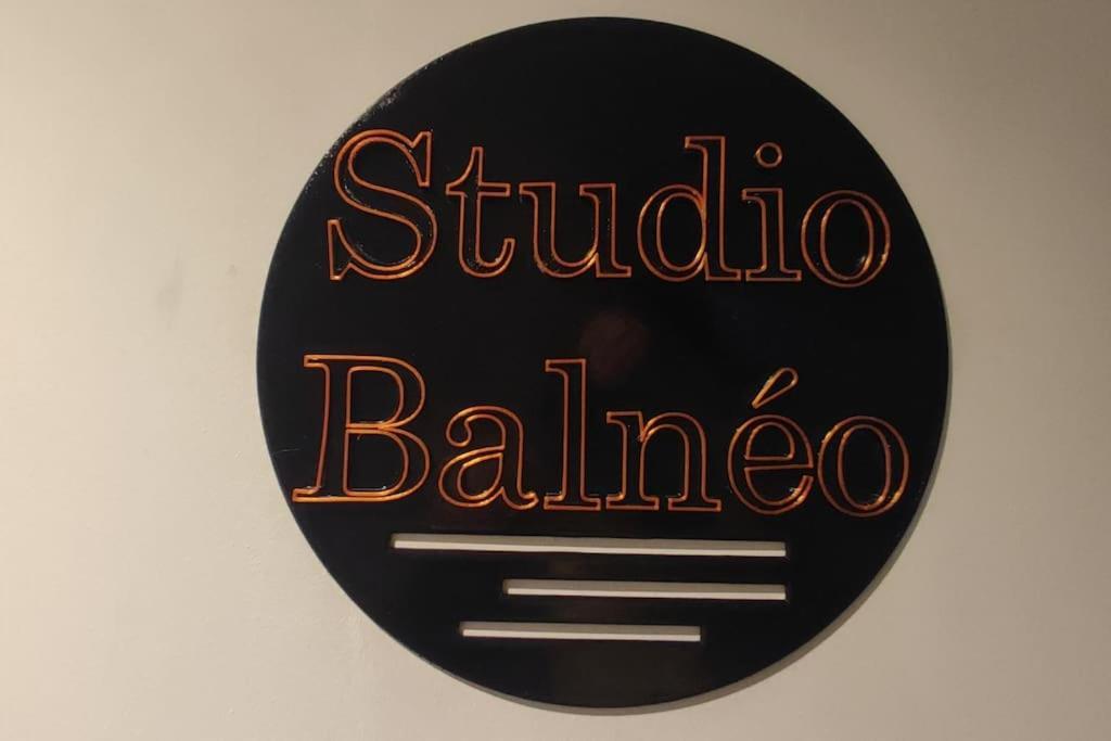 Paisible Et Balneo Apartment *